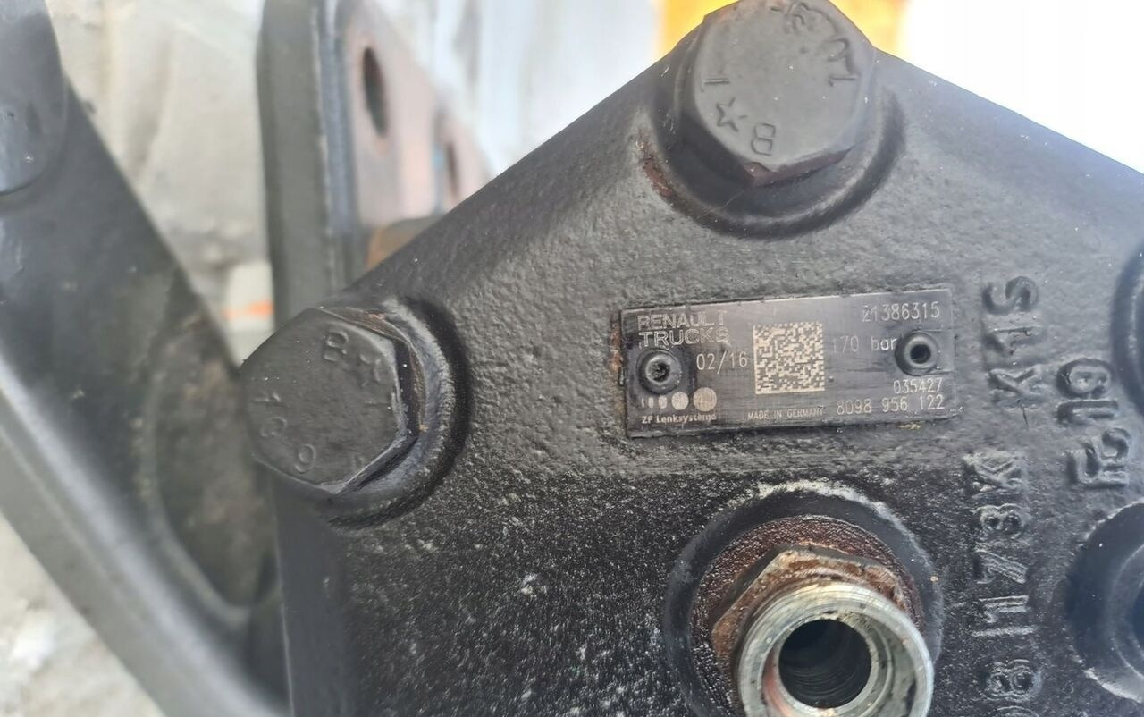 ZF KOLUMNA VOLVO FH4 21386315 - Boîtier de direction pour Camion: photos 3 ZF KOLUMNA VOLVO FH4 21386315 - Boîtier de direction pour Camion: photos 3