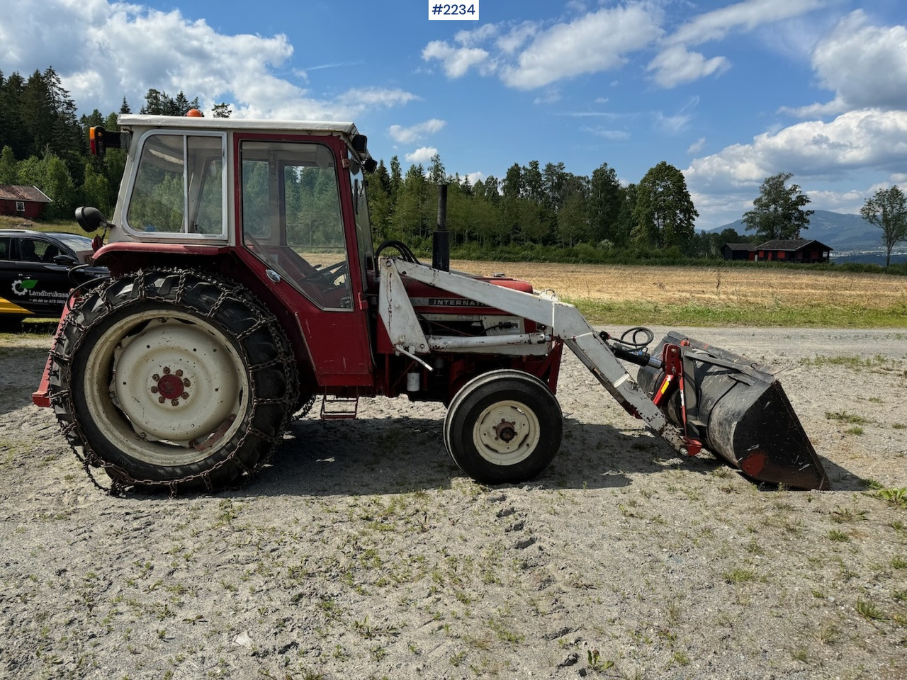 1973 International Harvester 454 w/front loader. - Tracteur agricole: photos 3 1973 International Harvester 454 w/front loader. - Tracteur agricole: photos 3