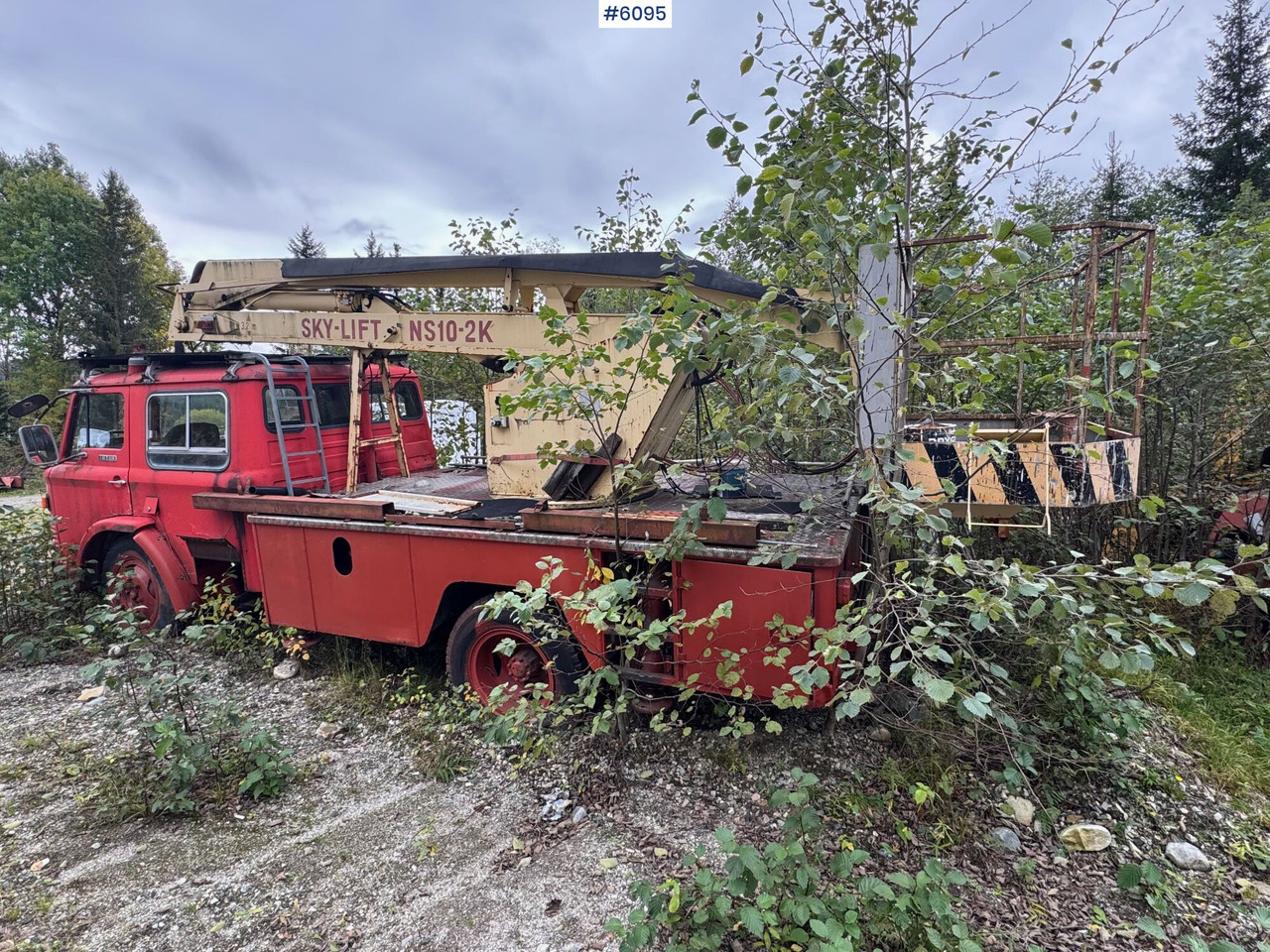 1977 Ford D-serie m/ Sky-Lift NS10-2K bomlift! - Camion avec nacelle: photos 2 1977 Ford D-serie m/ Sky-Lift NS10-2K bomlift! - Camion avec nacelle: photos 2