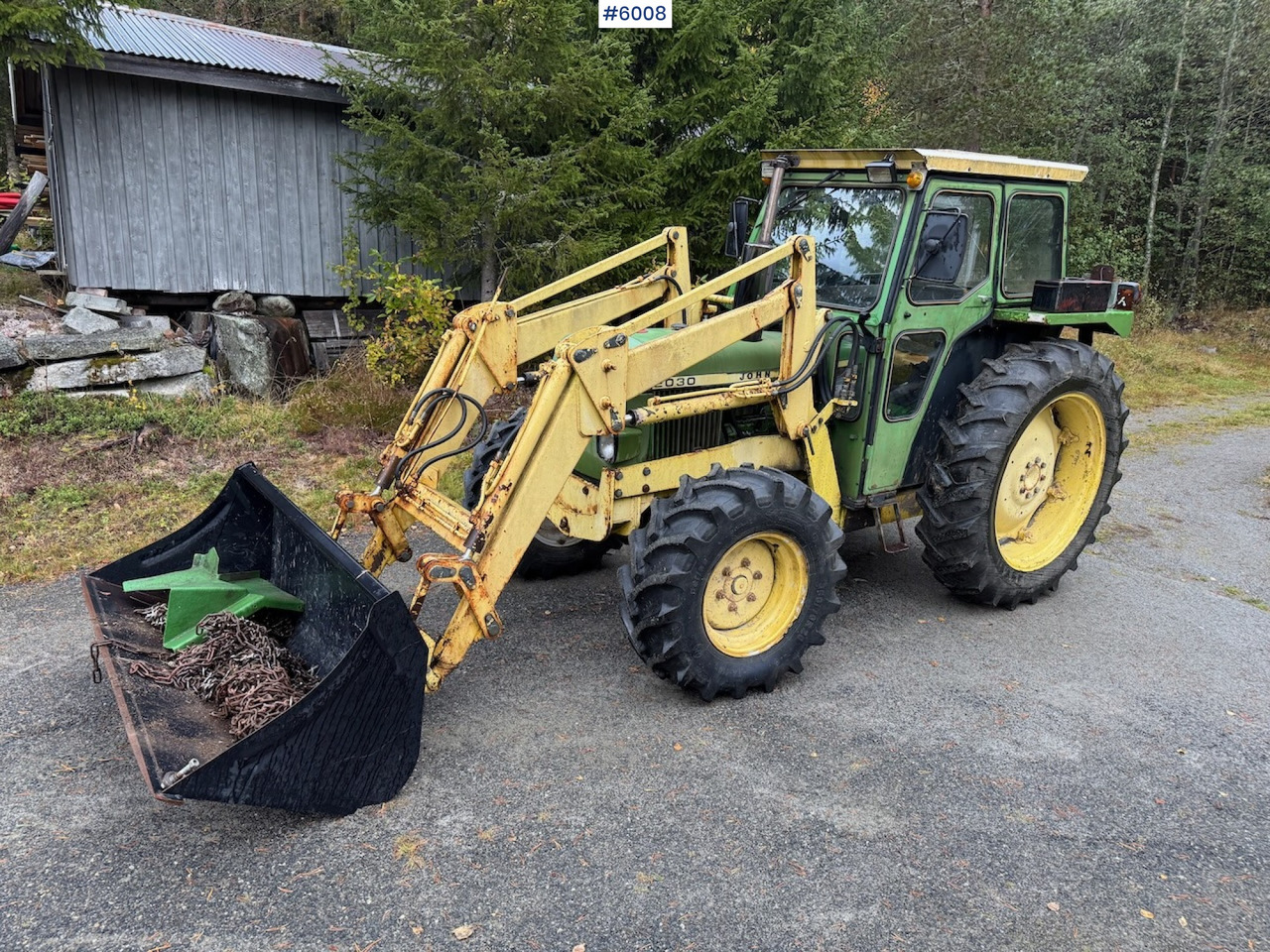 1977 John Deere 2030 w/ front loader, bucket and chains. - Tracteur agricole: photos 2 1977 John Deere 2030 w/ front loader, bucket and chains. - Tracteur agricole: photos 2