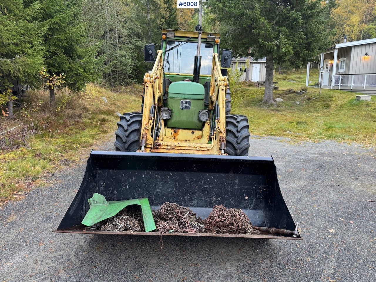 1977 John Deere 2030 w/ front loader, bucket and chains. - Tracteur agricole: photos 3 1977 John Deere 2030 w/ front loader, bucket and chains. - Tracteur agricole: photos 3