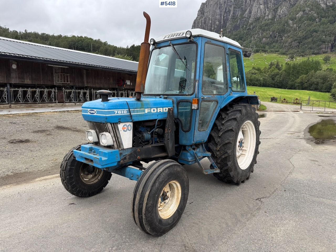 1982 Ford 7610 w/ front loader. - Tracteur agricole: photos 1 1982 Ford 7610 w/ front loader. - Tracteur agricole: photos 1