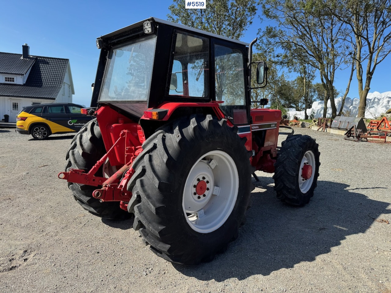 1983 International 585 - Tracteur agricole: photos 5 1983 International 585 - Tracteur agricole: photos 5