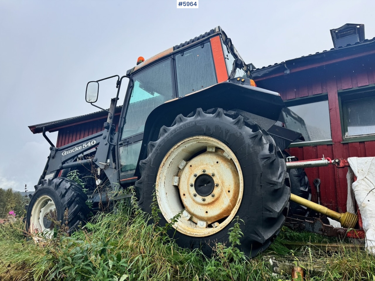 1991 Valmet 6100 Turbo with front loader and bucket - Tracteur agricole: photos 3 1991 Valmet 6100 Turbo with front loader and bucket - Tracteur agricole: photos 3