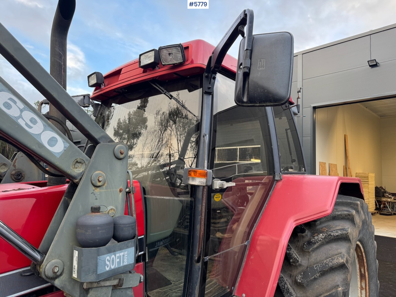 1995 Case IH 5150 Maxxum w/ front loader. - Tracteur agricole: photos 3 1995 Case IH 5150 Maxxum w/ front loader. - Tracteur agricole: photos 3