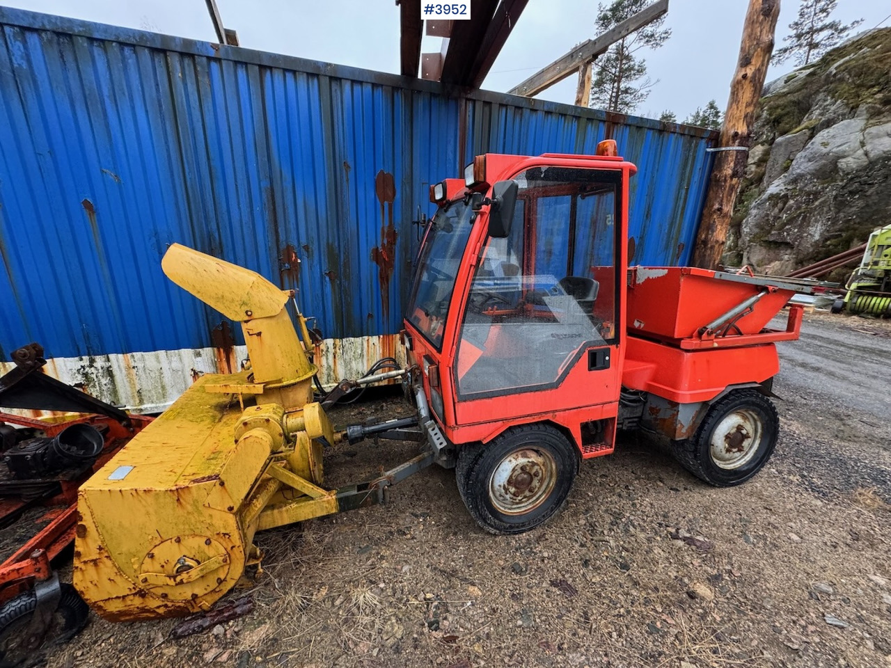 1996 Holder 240 with some equipment - Tracteur agricole: photos 2 1996 Holder 240 with some equipment - Tracteur agricole: photos 2