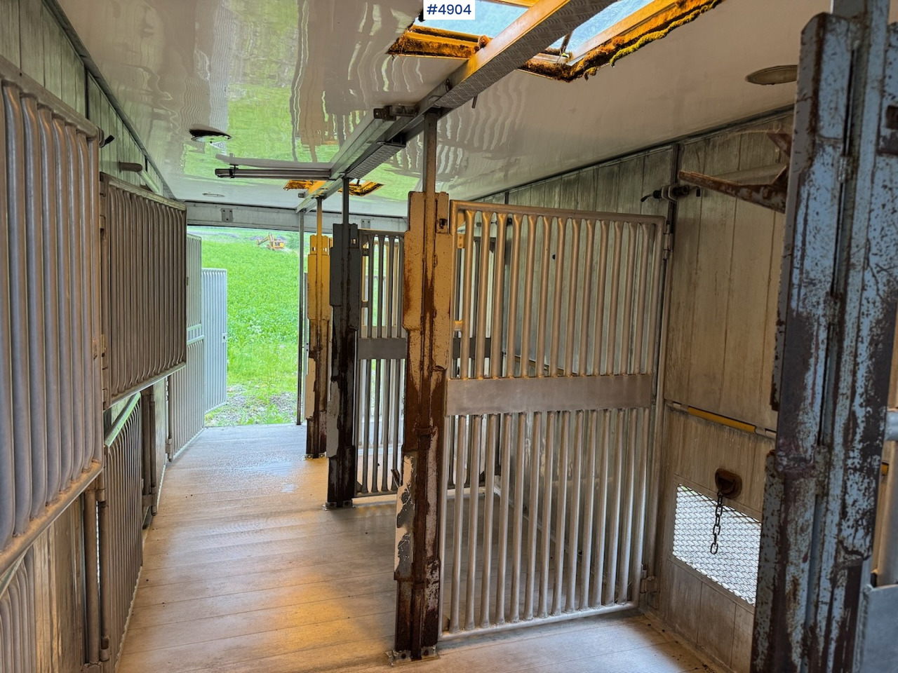 1996 Volvo FL12 6x2 Animal transport. - crédit-bail 1996 Volvo FL12 6x2 Animal transport.: photos 13