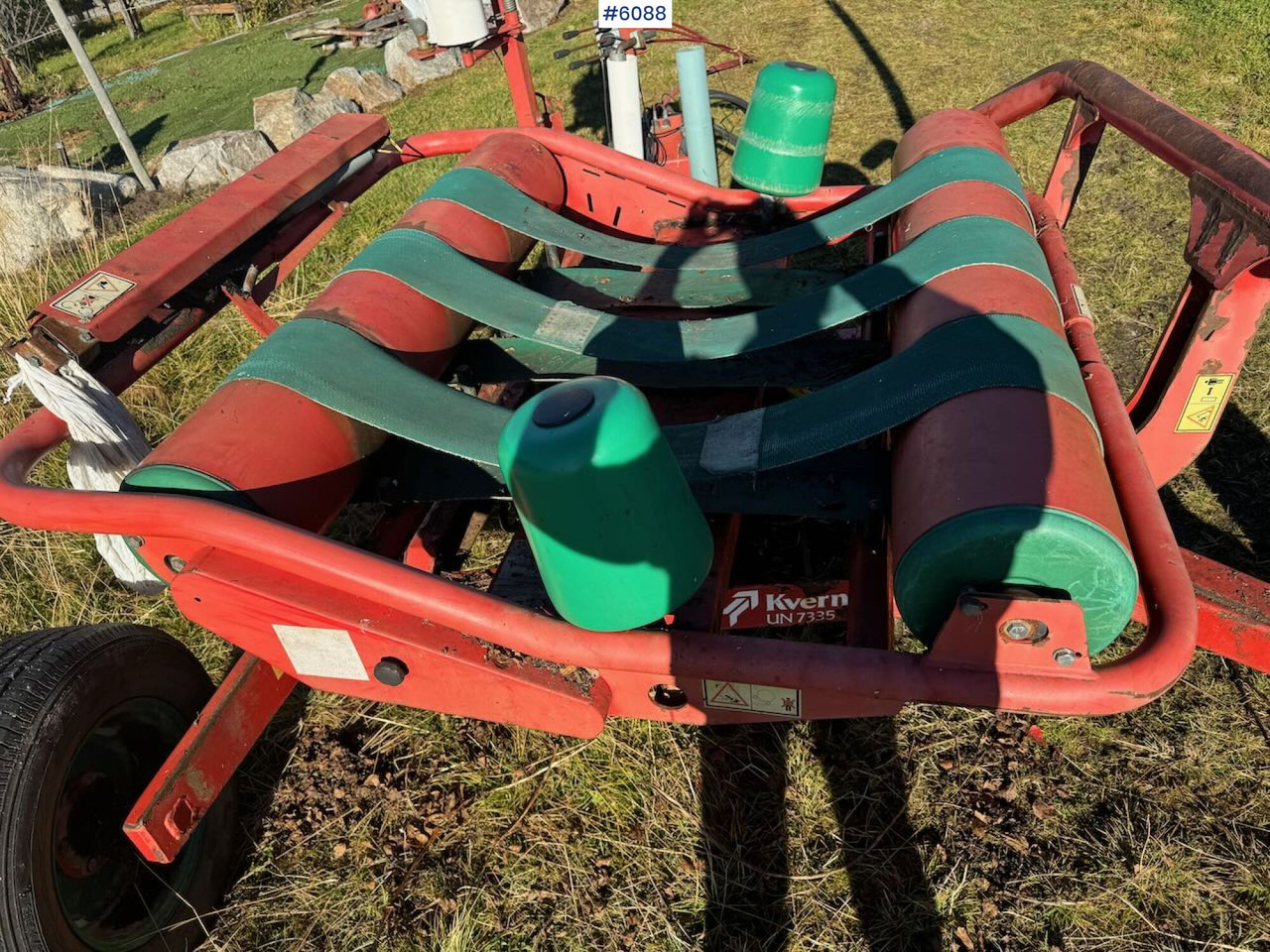 1998 Kverneland 7335 Round bale wrapper - Matériel de fenaison: photos 4 1998 Kverneland 7335 Round bale wrapper - Matériel de fenaison: photos 4