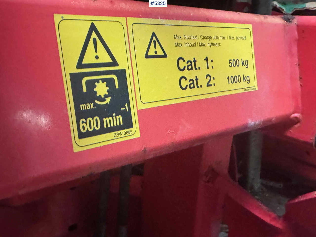 Distributeur d'engrais 1999 Rauch MDS 81 fertilizer spreader: photos 8