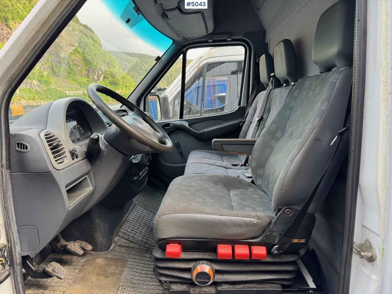 Fourgon utilitaire 2003 Mercedes-Benz 313 CDI Sprinter 4x4.: photos 9