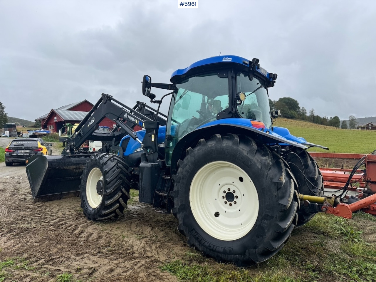 2004 New Holland TS115A with front loader - Tracteur agricole: photos 4 2004 New Holland TS115A with front loader - Tracteur agricole: photos 4
