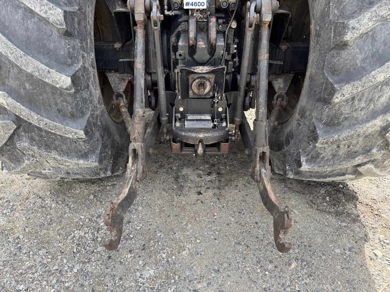 Tracteur agricole 2005 New Holland TM190 w/front loader: photos 8