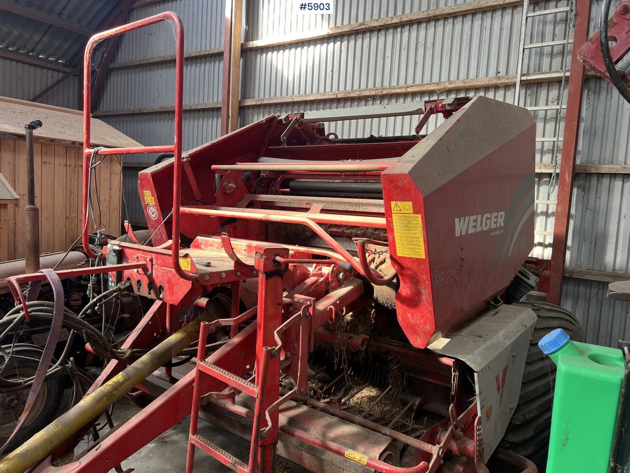 2005 Welger RP 235 press w/ net - Matériel de fenaison: photos 5 2005 Welger RP 235 press w/ net - Matériel de fenaison: photos 5
