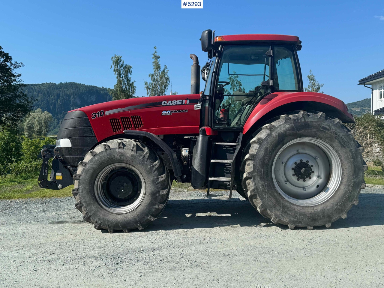 2008 Case IH MAGNUM 310 with 5 double outlets! - Tracteur agricole: photos 2 2008 Case IH MAGNUM 310 with 5 double outlets! - Tracteur agricole: photos 2