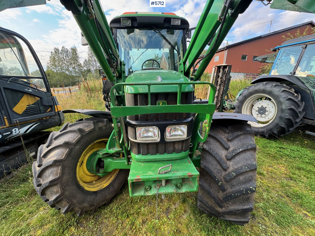 2008 John Deere 6320 SE with front loader and 2 buckets! - Tracteur agricole: photos 4 2008 John Deere 6320 SE with front loader and 2 buckets! - Tracteur agricole: photos 4