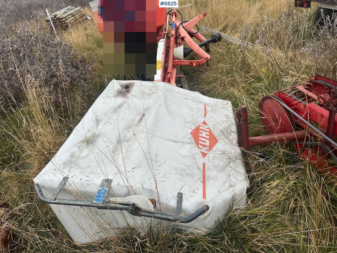 2008 Kuhn GMD 44 select Disc mower - Matériel de fenaison: photos 3 2008 Kuhn GMD 44 select Disc mower - Matériel de fenaison: photos 3