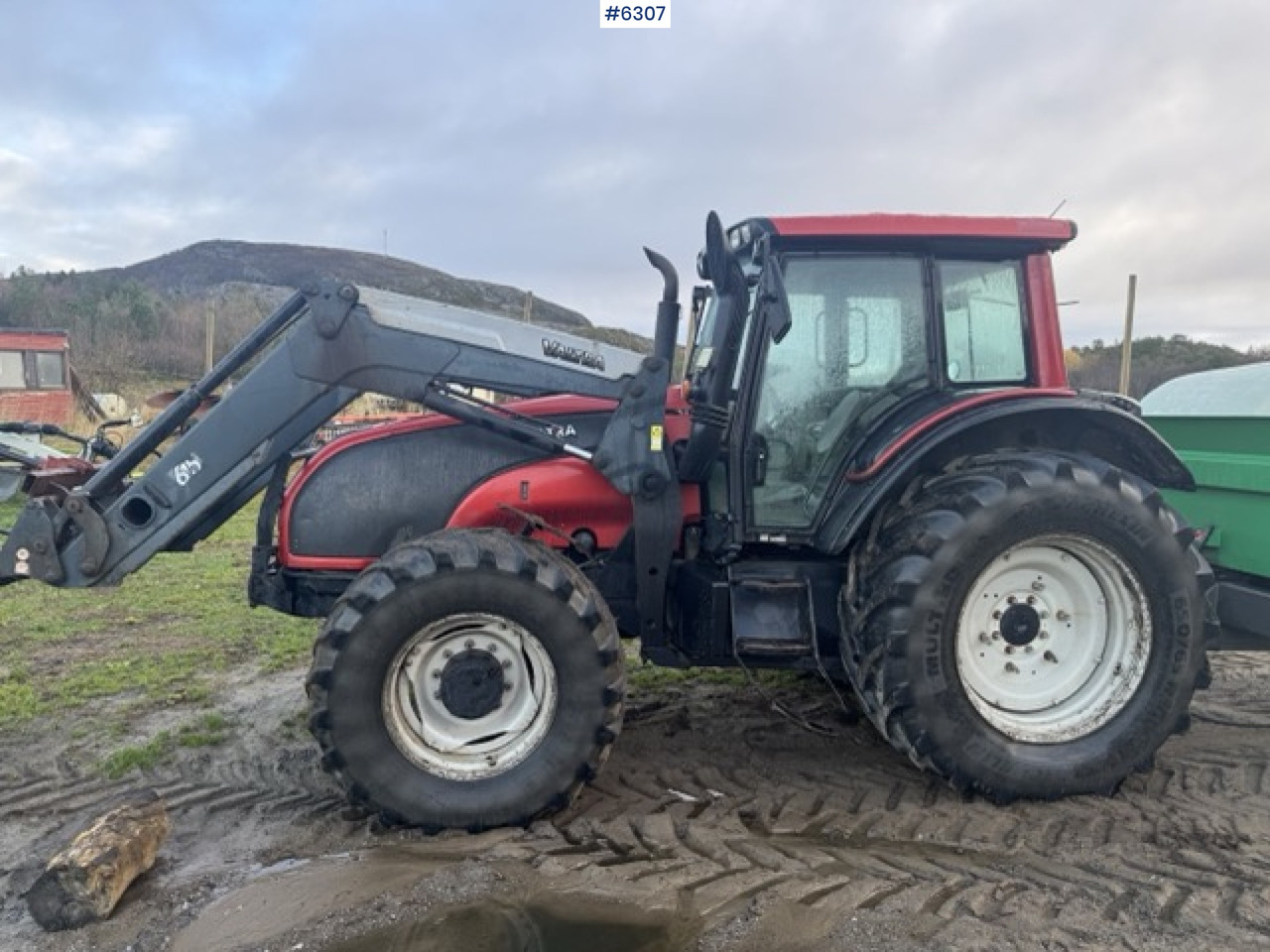 2008 Valtra T190 with front loader and 3rd function. SEE VIDEO! - Tracteur agricole: photos 4 2008 Valtra T190 with front loader and 3rd function. SEE VIDEO! - Tracteur agricole: photos 4