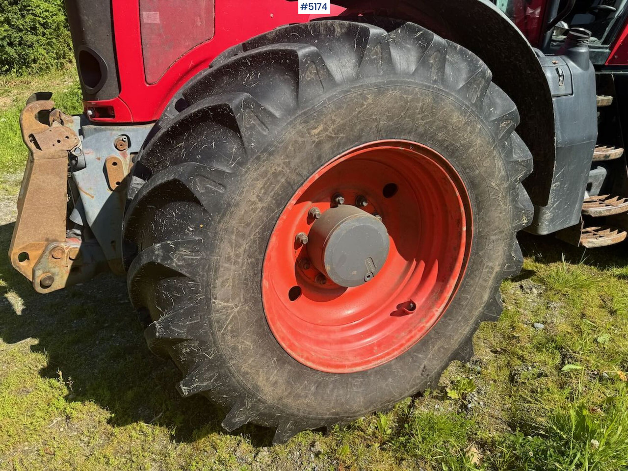 Tracteur agricole 2010 Massey Ferguson 6485 4x4: photos 9