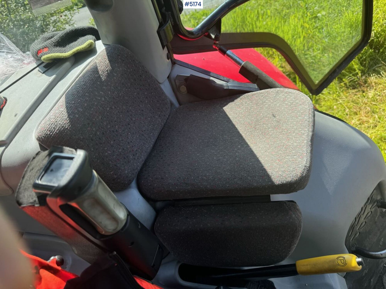 Tracteur agricole 2010 Massey Ferguson 6485 4x4: photos 14