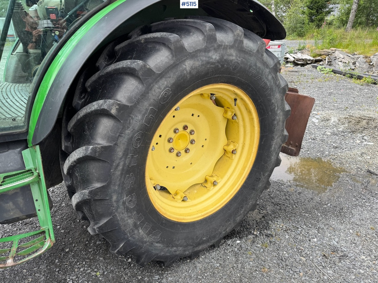Tracteur agricole 2011 John Deere 5080 M m/frontlaster. Lite timer!: photos 36