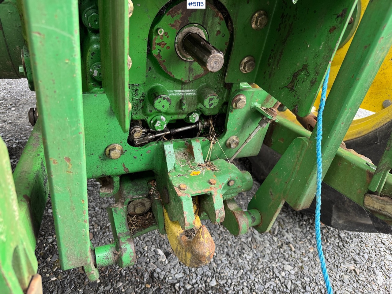 Tracteur agricole 2011 John Deere 5080 M m/frontlaster. Lite timer!: photos 12