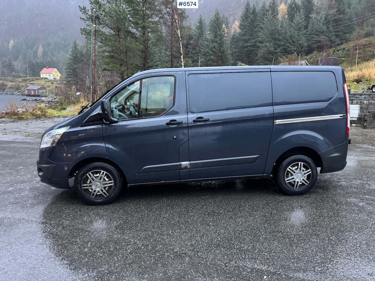 2013 Ford Transit Custom. Replaced engine. - Fourgon utilitaire: photos 2 2013 Ford Transit Custom. Replaced engine. - Fourgon utilitaire: photos 2