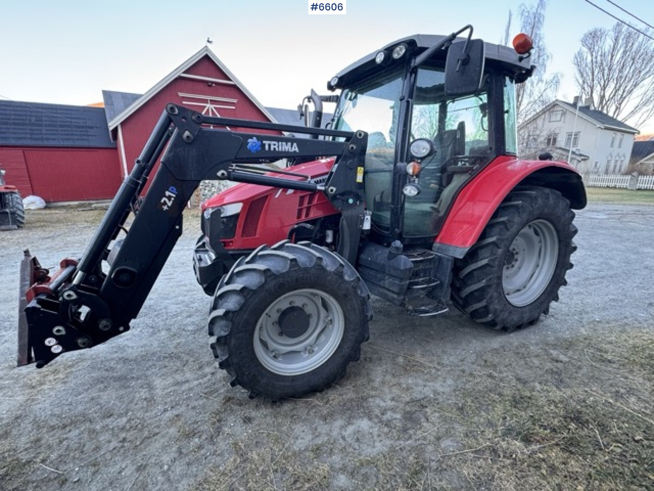 2013 Massey Ferguson 5610 Dyna-4 with front loader. SEE VIDEO! - Tracteur agricole: photos 1 2013 Massey Ferguson 5610 Dyna-4 with front loader. SEE VIDEO! - Tracteur agricole: photos 1