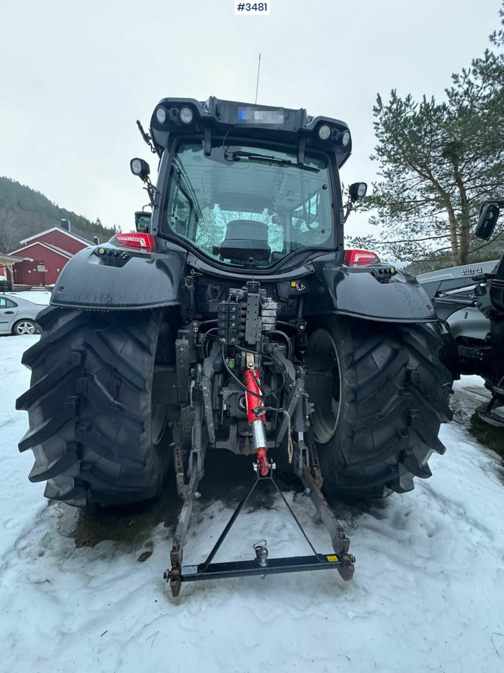 Tracteur agricole 2015 Valtra N174D w/ Front loader: photos 12