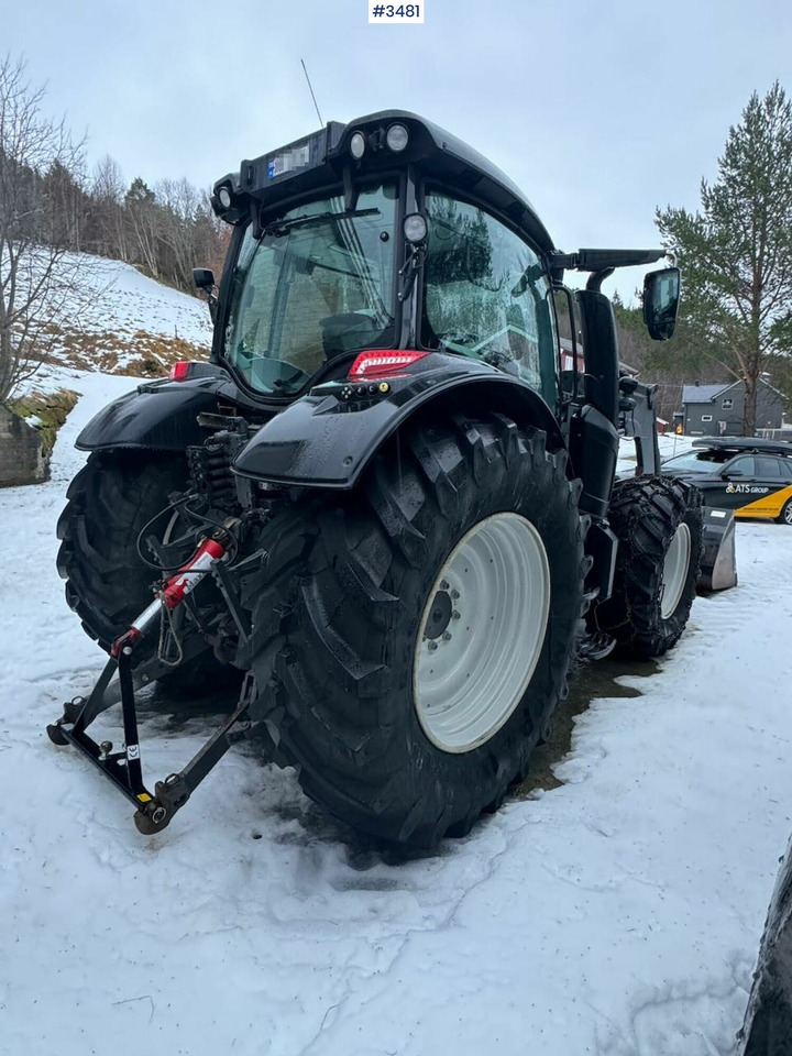 Tracteur agricole 2015 Valtra N174D w/ Front loader: photos 14