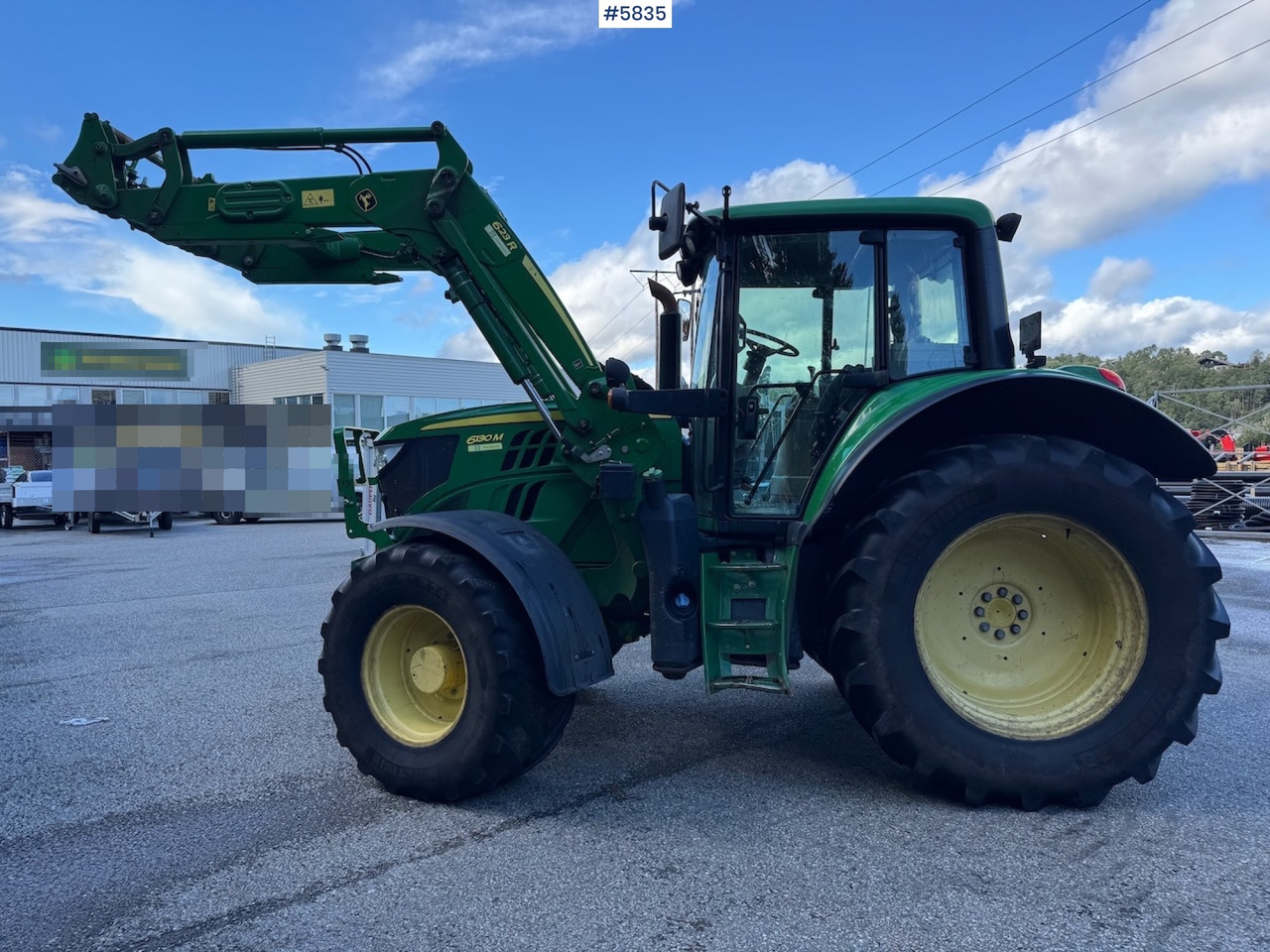 2016 John Deere 6130M w/ front loader. - Tracteur agricole: photos 1 2016 John Deere 6130M w/ front loader. - Tracteur agricole: photos 1