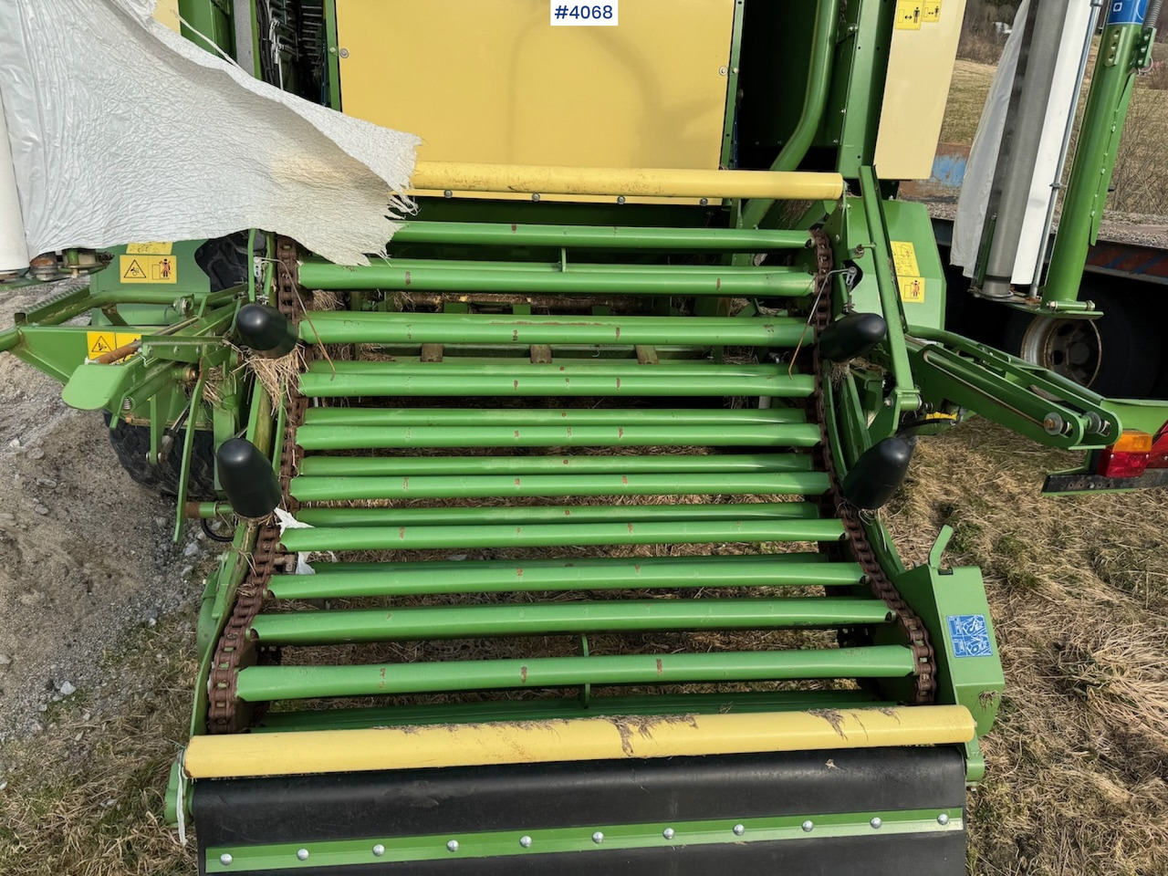 Matériel de fenaison 2016 Krone Comprima CF 155 XC Kombipresse: photos 12 Matériel de fenaison 2016 Krone Comprima CF 155 XC Kombipresse: photos 12