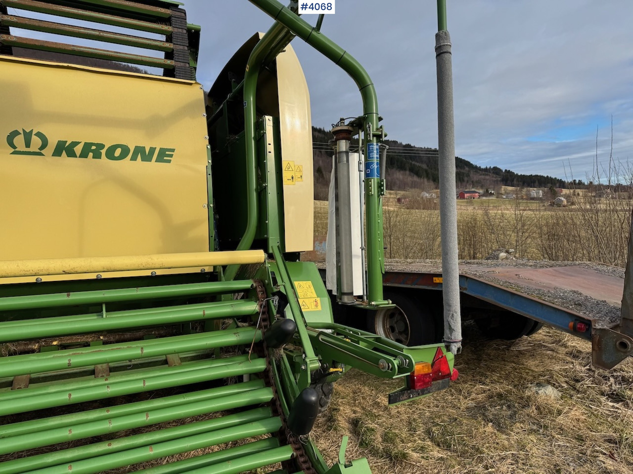 Matériel de fenaison 2016 Krone Comprima CF 155 XC Kombipresse: photos 13 Matériel de fenaison 2016 Krone Comprima CF 155 XC Kombipresse: photos 13