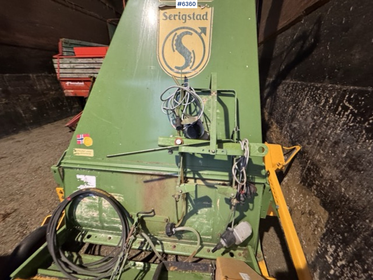 2017 Serigstad FS134 with support trailer - Matériel de fenaison: photos 5 2017 Serigstad FS134 with support trailer - Matériel de fenaison: photos 5