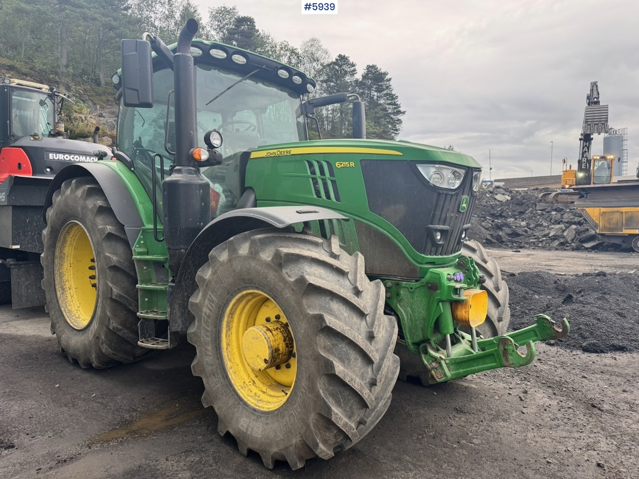Tracteur agricole 2020 John Deere 6215R w/ Front PTO and hydraulics. 2 sets of tires.: photos 7 Tracteur agricole 2020 John Deere 6215R w/ Front PTO and hydraulics. 2 sets of tires.: photos 7