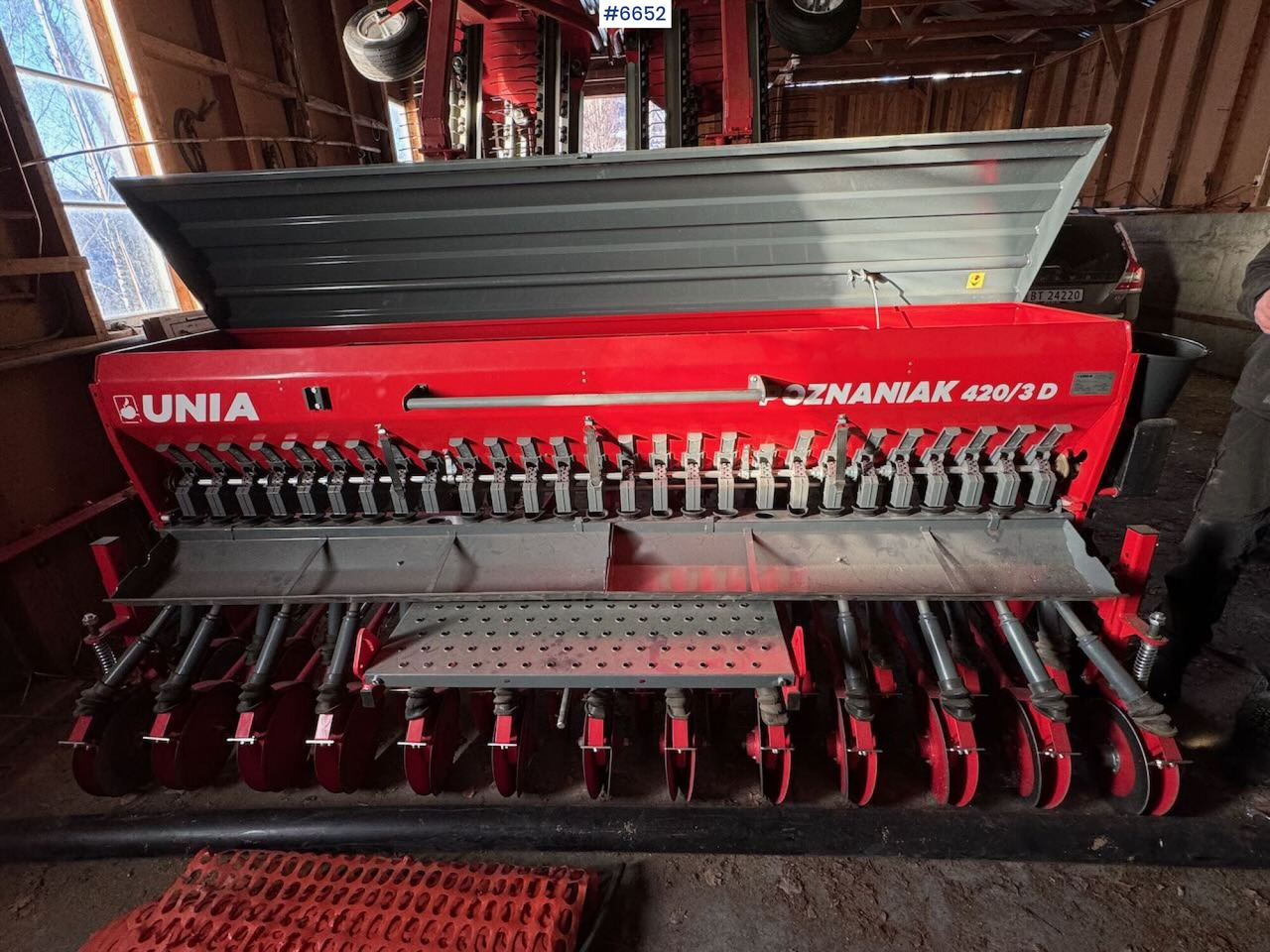 2020 Unia Poznaniak 420/3D Seeder - Semoir: photos 1 2020 Unia Poznaniak 420/3D Seeder - Semoir: photos 1