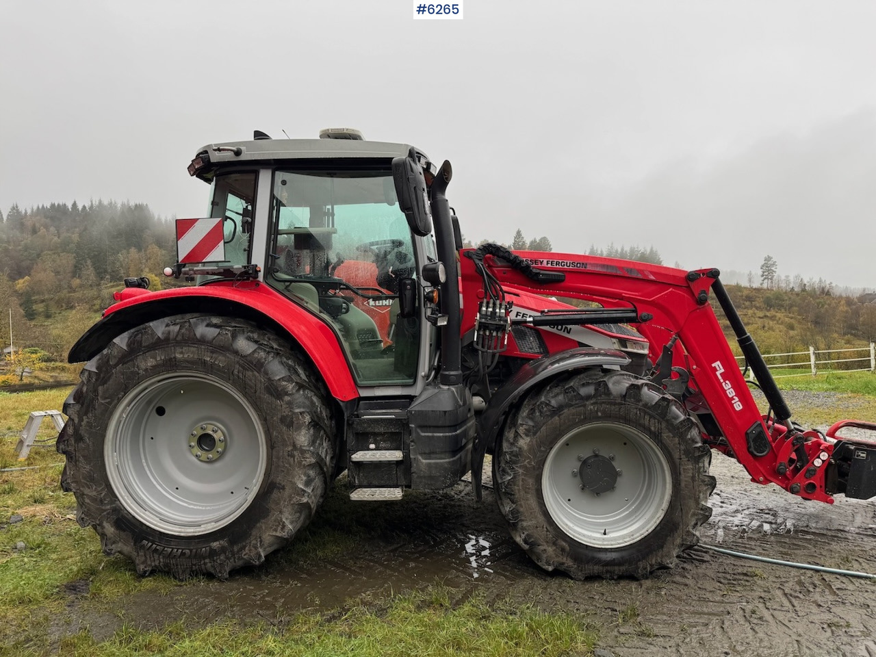2021 Massey Ferguson 5S 145 Exclusive Dyna 6 w/ front loader, front hydraulics and front PTO. - Tracteur agricole: photos 1 2021 Massey Ferguson 5S 145 Exclusive Dyna 6 w/ front loader, front hydraulics and front PTO. - Tracteur agricole: photos 1