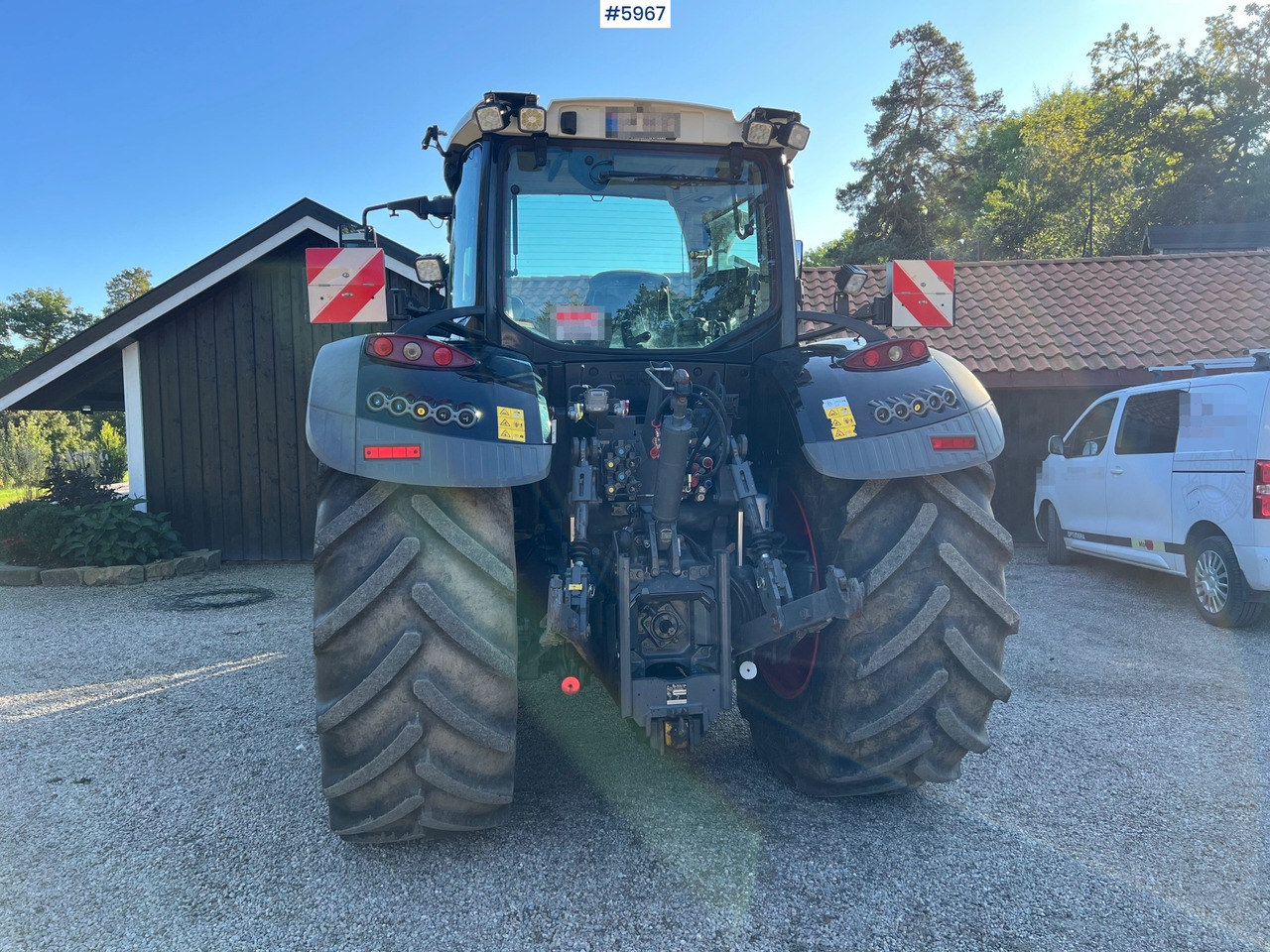 2023 Fendt 724 Vario profi + w/ Front loader and fully equipped - Tracteur agricole: photos 4 2023 Fendt 724 Vario profi + w/ Front loader and fully equipped - Tracteur agricole: photos 4