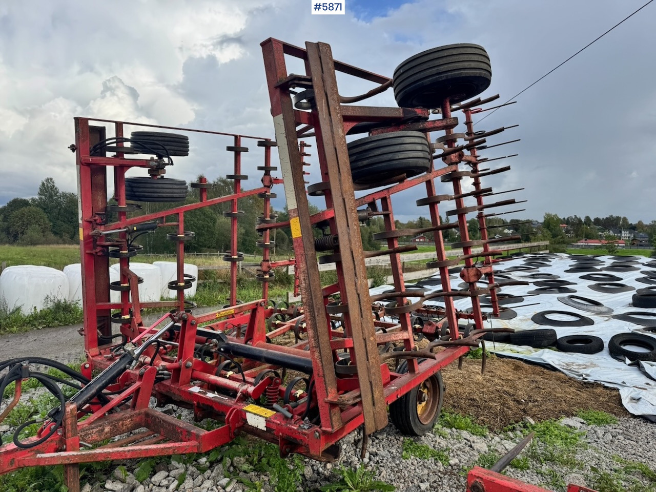 Approx. 1989 Vaderstad harrow, 6.6 m. - Outils du sol: photos 2 Approx. 1989 Vaderstad harrow, 6.6 m. - Outils du sol: photos 2