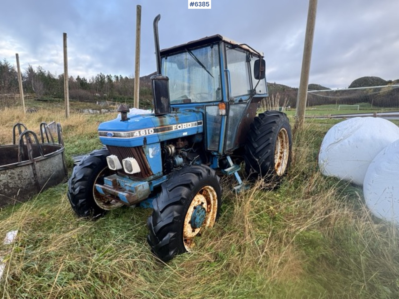 Ford 4610 4x4 tractor. 3,561 hours! - Tracteur agricole: photos 2 Ford 4610 4x4 tractor. 3,561 hours! - Tracteur agricole: photos 2