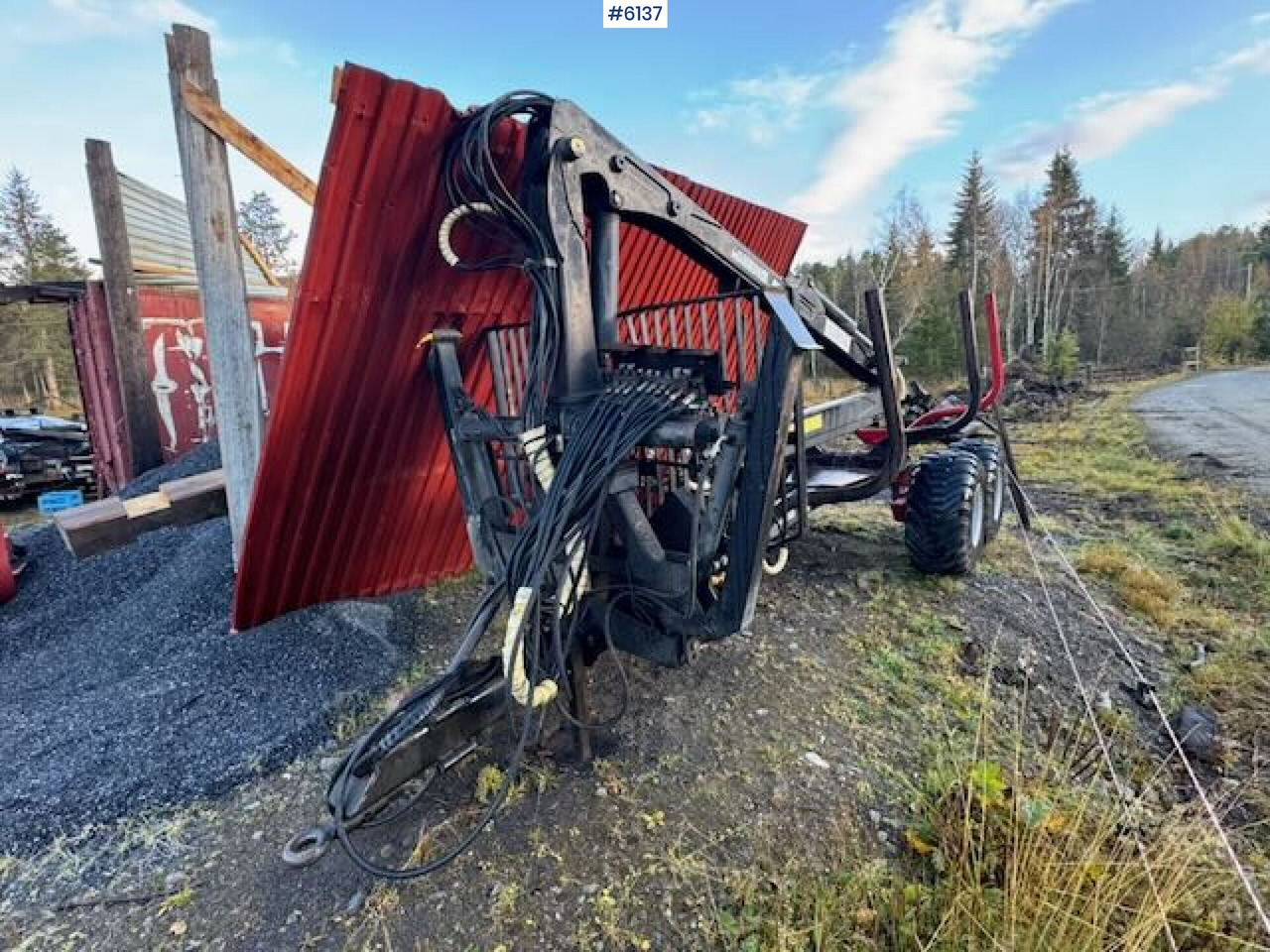 Igland timber trailer with E07 crane - Remorque grumier: photos 3 Igland timber trailer with E07 crane - Remorque grumier: photos 3