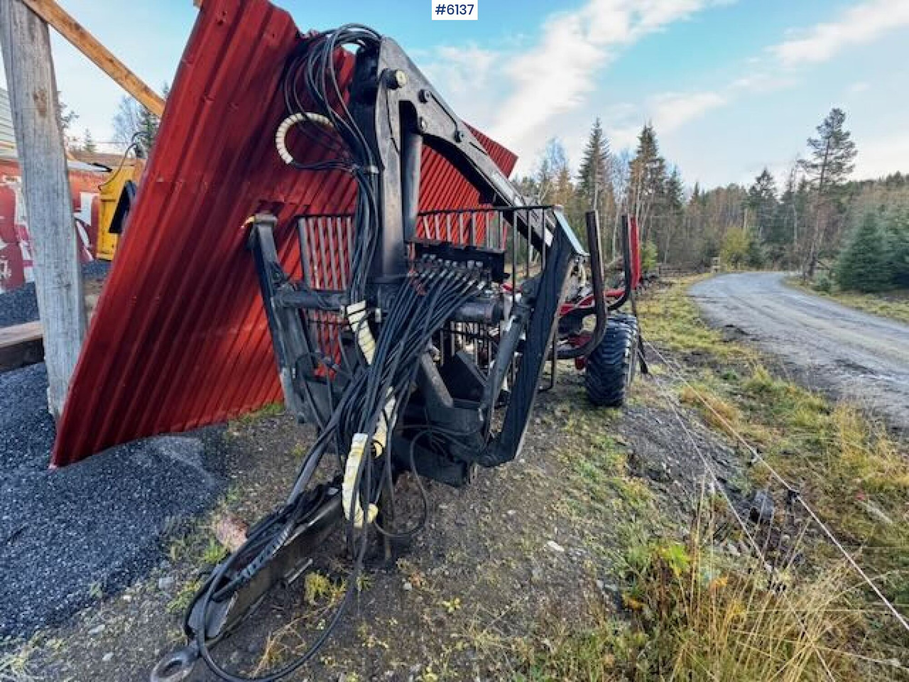 Igland timber trailer with E07 crane - Remorque grumier: photos 5 Igland timber trailer with E07 crane - Remorque grumier: photos 5