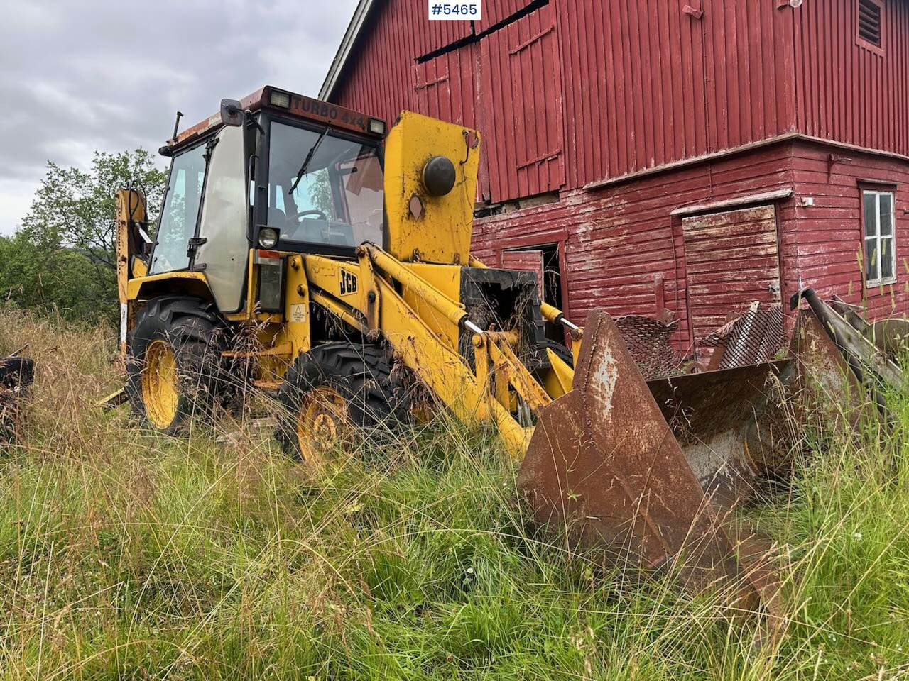 JCB Turbo 4x4 backhoe loader w/ pallet forks. Partial REP object. - Tracteur agricole: photos 1 JCB Turbo 4x4 backhoe loader w/ pallet forks. Partial REP object. - Tracteur agricole: photos 1