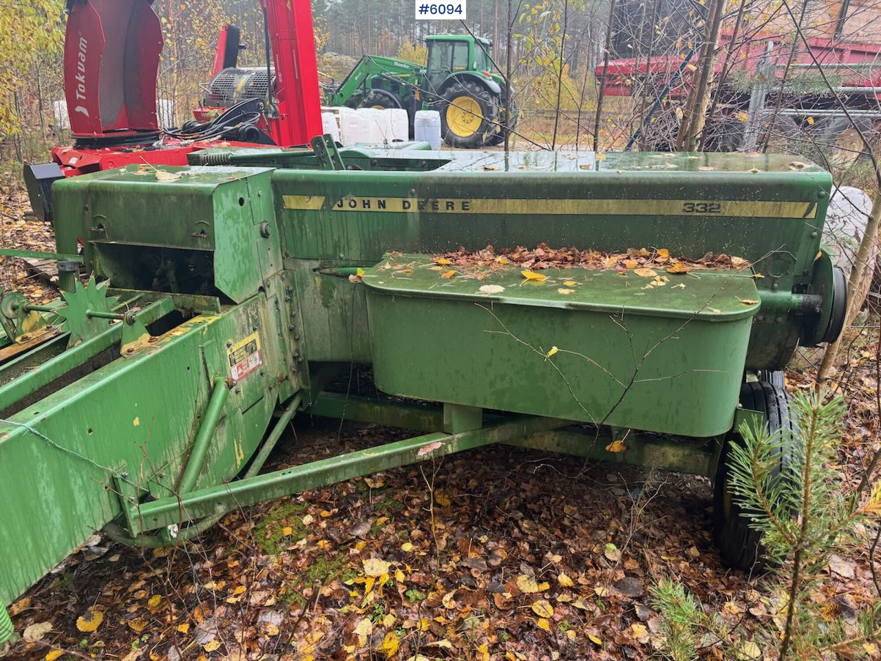 John Deere 332 - Matériel de fenaison: photos 2 John Deere 332 - Matériel de fenaison: photos 2