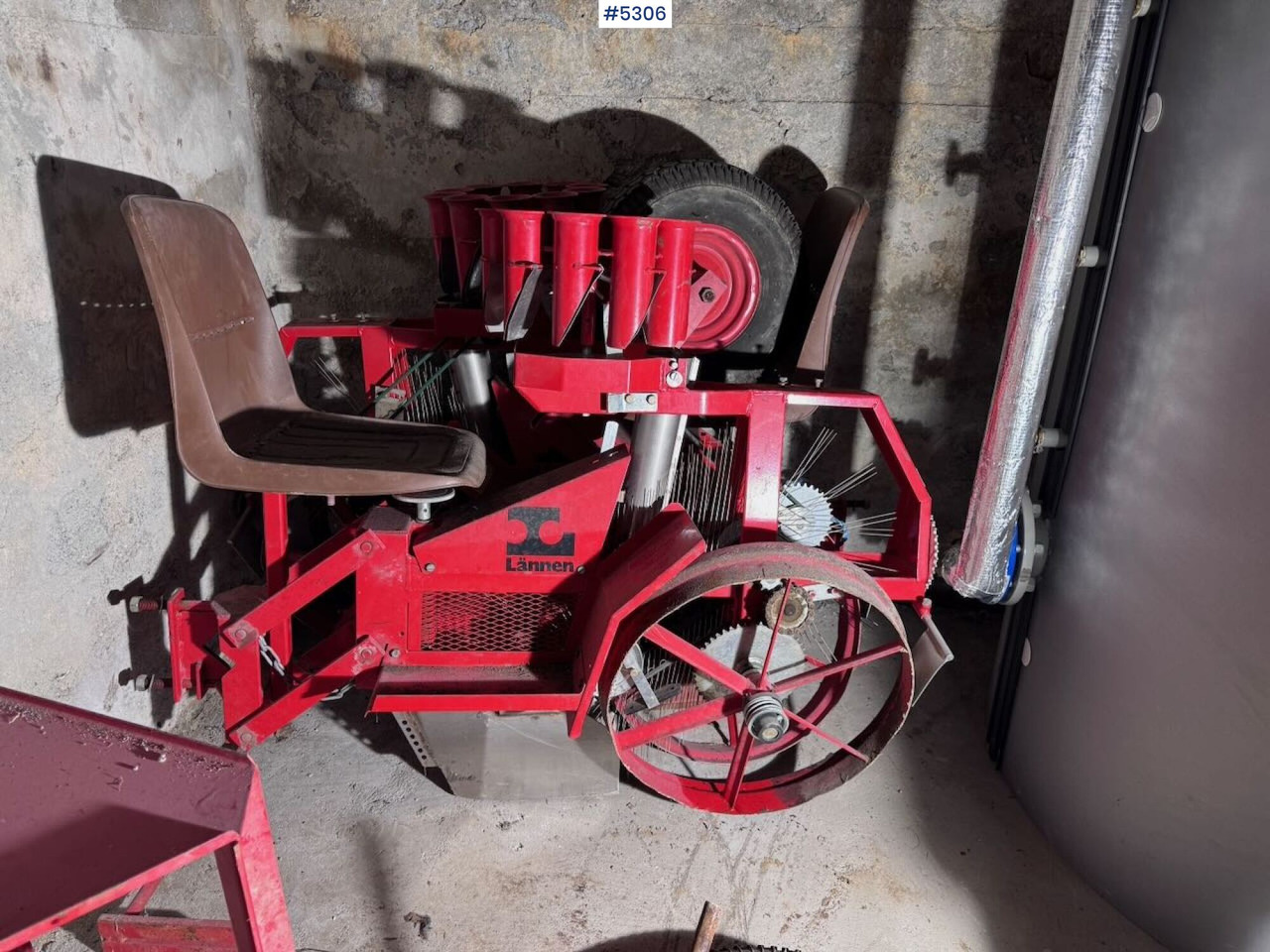 Lannen og Nibex Planting Machines - Outils du sol: photos 2 Lannen og Nibex Planting Machines - Outils du sol: photos 2