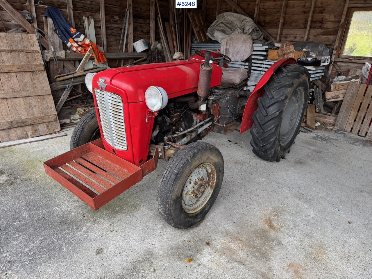 Massey Ferguson 35. - Tracteur agricole: photos 1 Massey Ferguson 35. - Tracteur agricole: photos 1