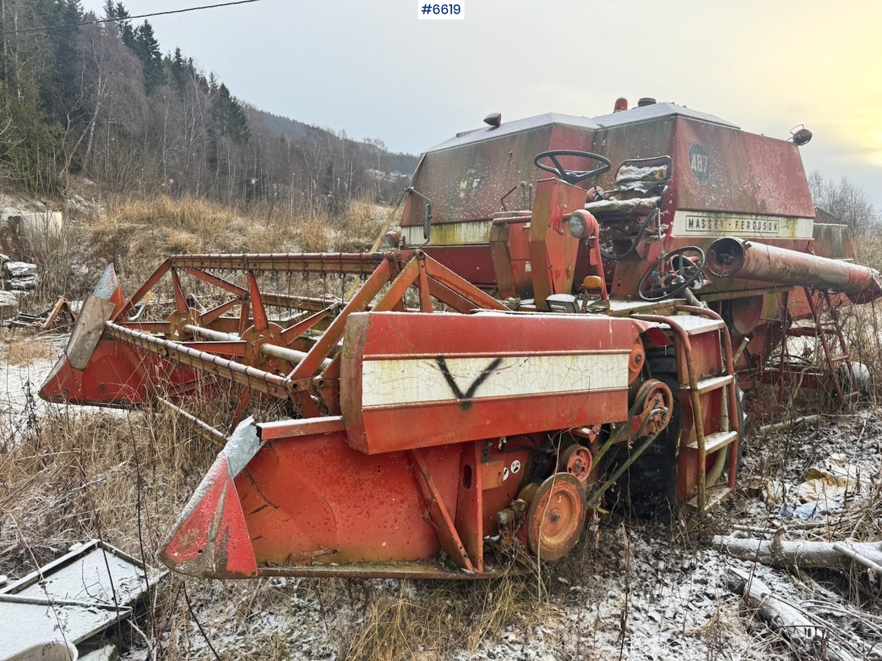 Massey Ferguson 487 Combine Harvester. - Moissonneuse-batteuse: photos 5 Massey Ferguson 487 Combine Harvester. - Moissonneuse-batteuse: photos 5