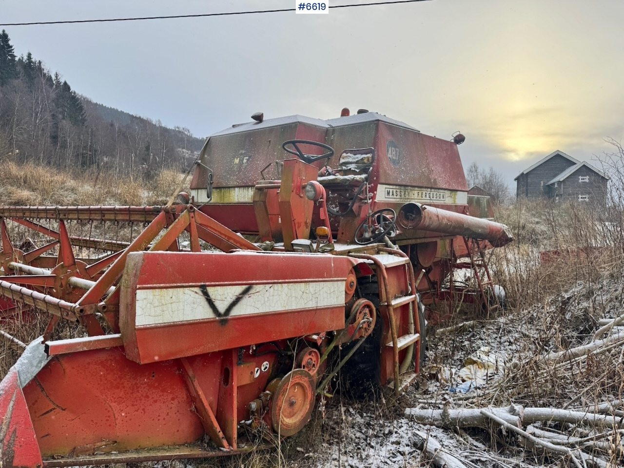Massey Ferguson 487 Combine Harvester. - Moissonneuse-batteuse: photos 4 Massey Ferguson 487 Combine Harvester. - Moissonneuse-batteuse: photos 4