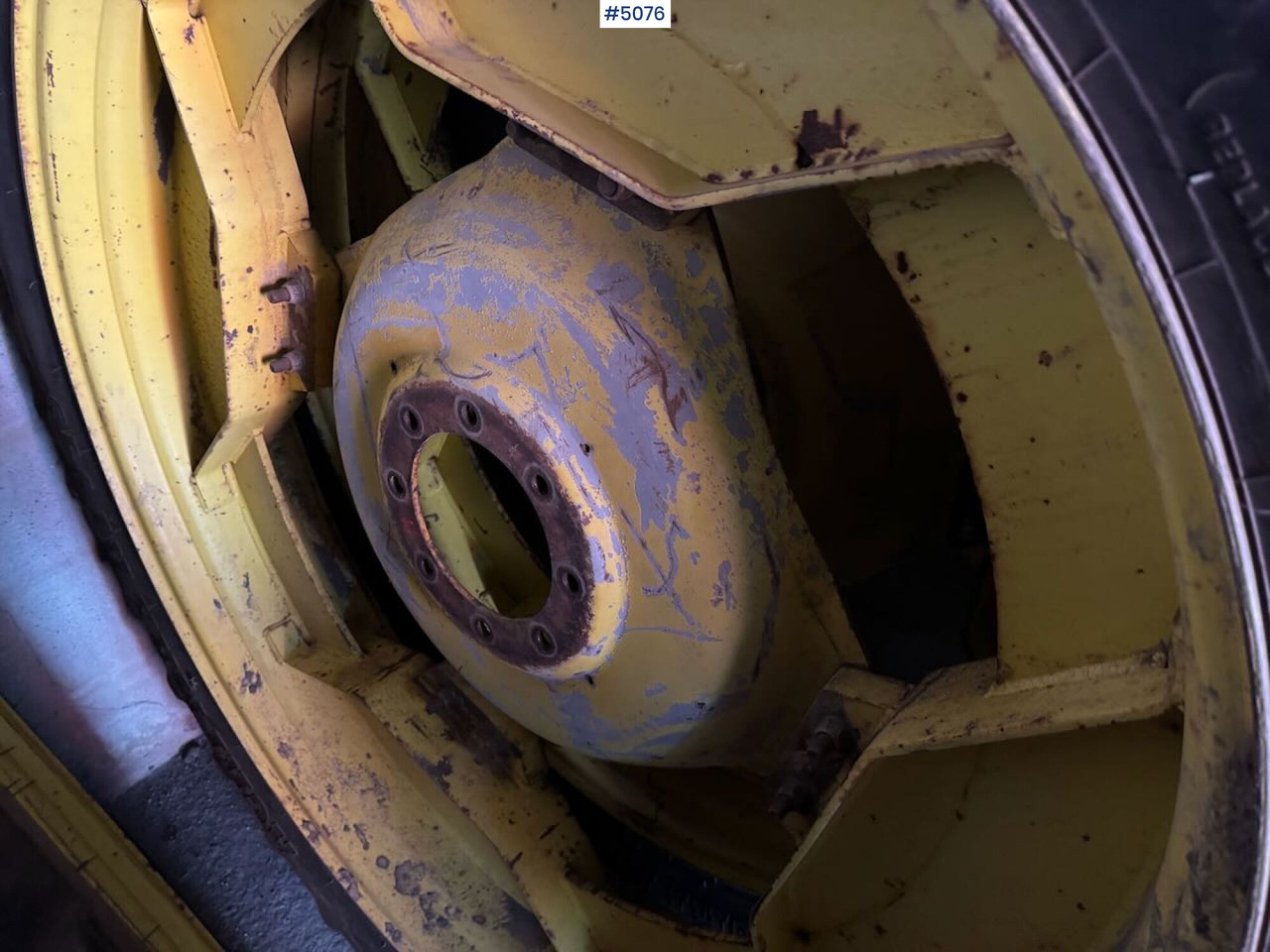 Sprayer Wheels (used on a John Deere 6830) - crédit-bail Sprayer Wheels (used on a John Deere 6830): photos 15