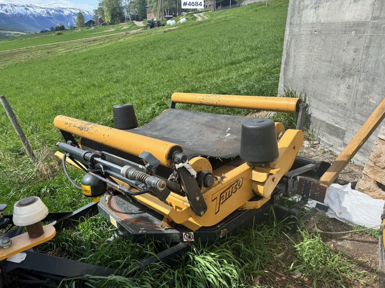 Tanco Autowrap 280ARC Round bale wrapper. - Matériel de fenaison: photos 1 Tanco Autowrap 280ARC Round bale wrapper. - Matériel de fenaison: photos 1