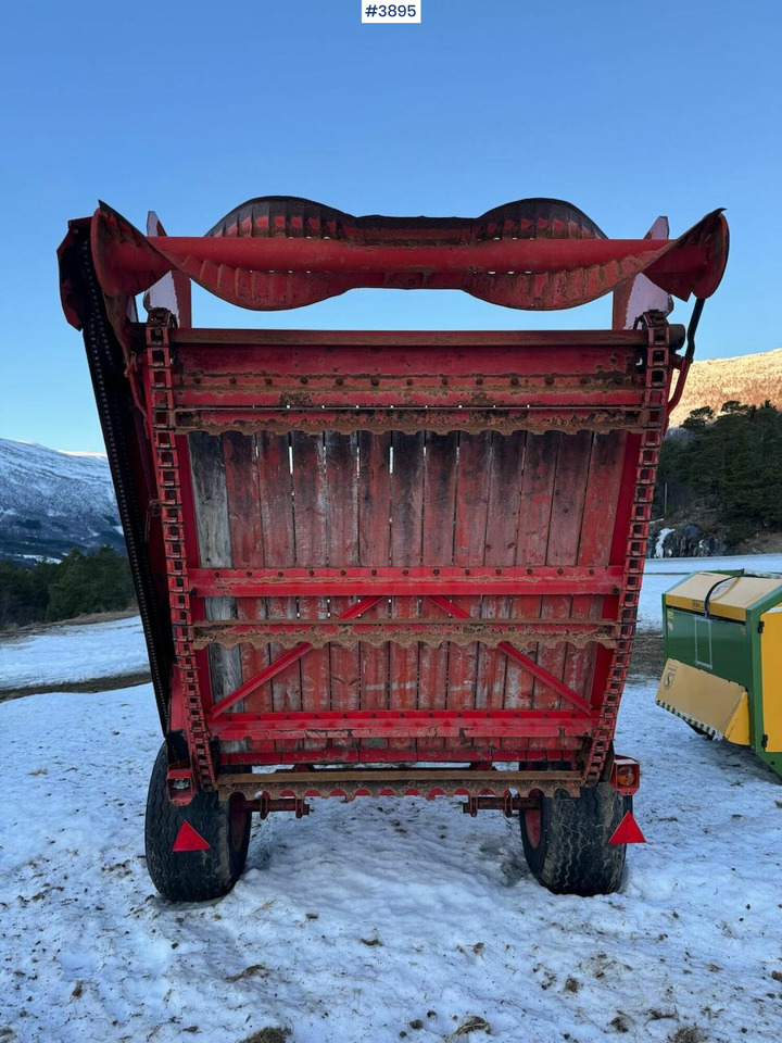 Matériel de fenaison Underhaug 7000 unloader wagon: photos 6 Matériel de fenaison Underhaug 7000 unloader wagon: photos 6